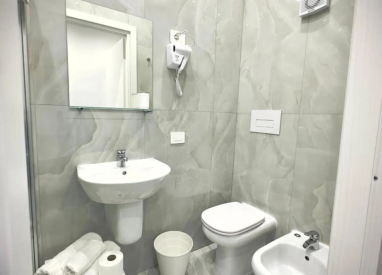 Marvit Central Luxury Νάπολη Πανσιόν