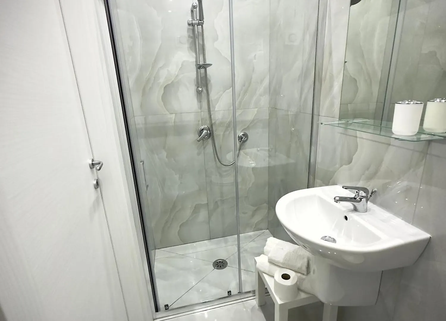 Marvit Central Luxury Naples 0*,