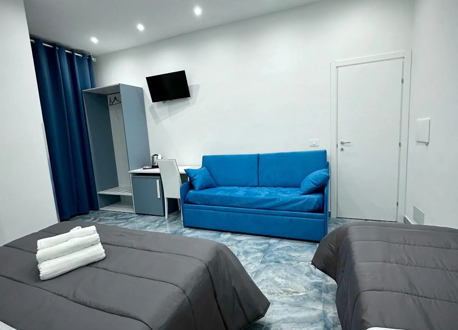 Marvit Central Luxury Naples Italy